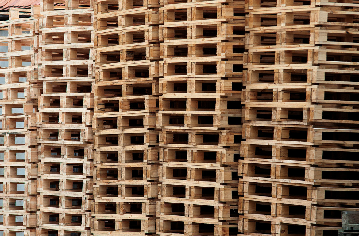 Recuperiamo i pallet usati